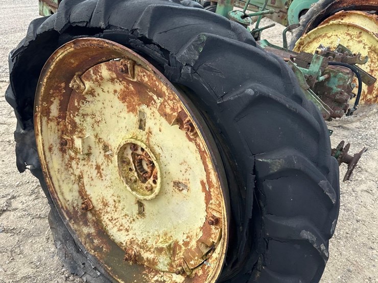 john-deere-a-image-8