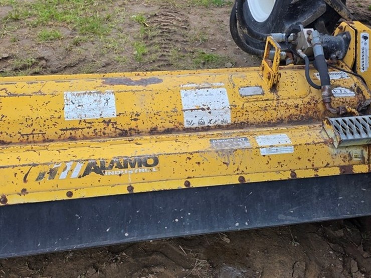 2006-new-holland-ts135a-image-22