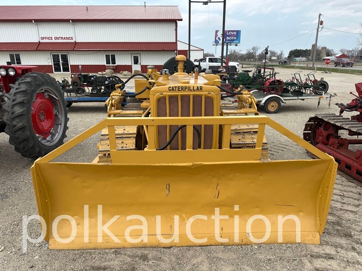 caterpillar-d4-image-2