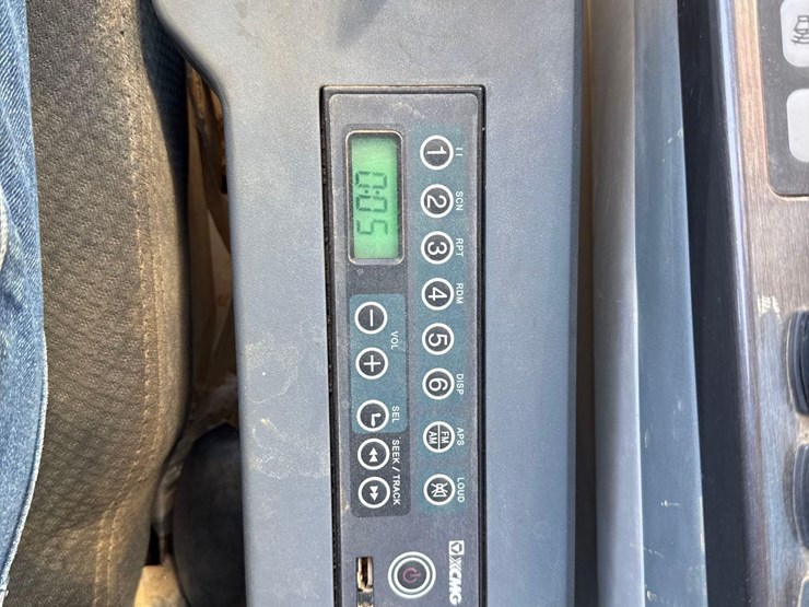 2019-xcmg-xe210u-image-26