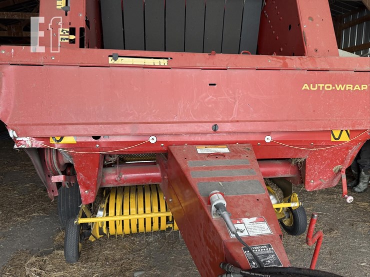 new-holland-664-image-13