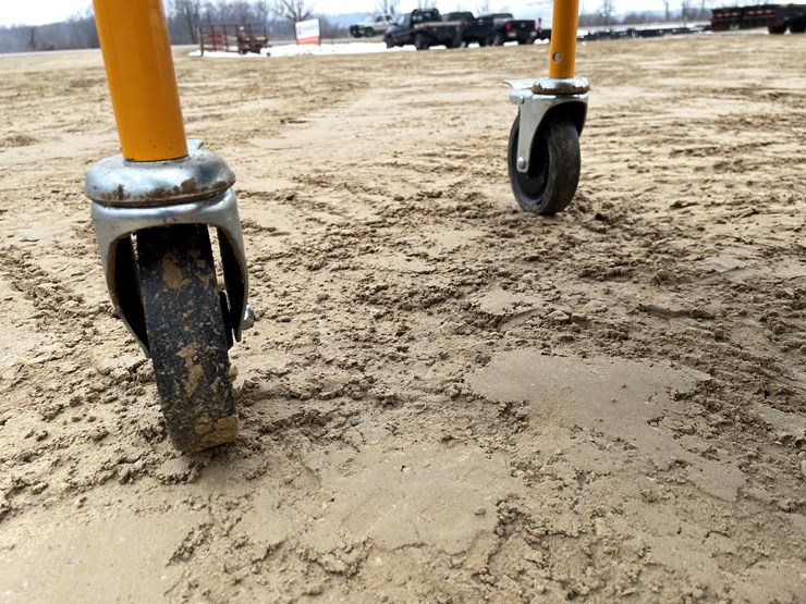 #3949-•-(2)-rolling-metal-carts-image-12