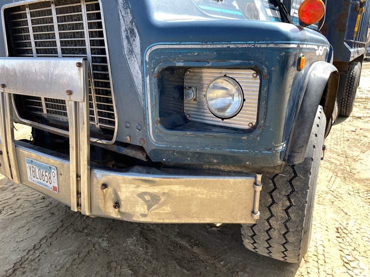 #401-•-1991-mac-rb688s-dump-truck-(has-mn-title)-image-10
