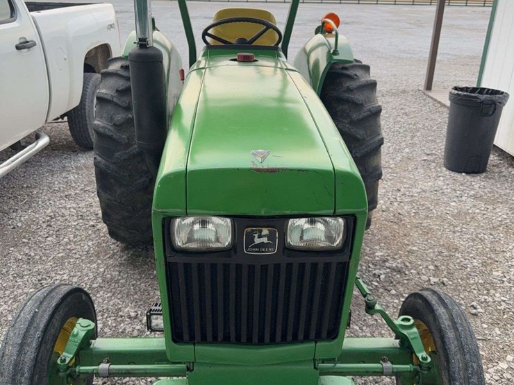john-deere-1050-image-3