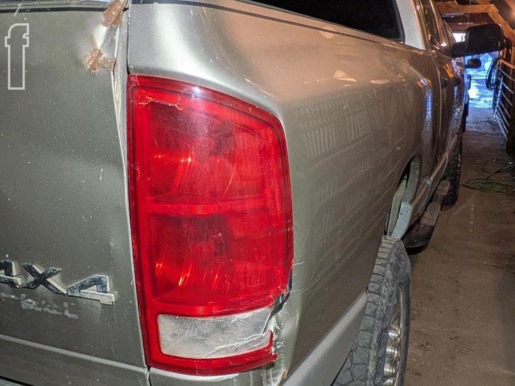 2003-dodge-2500-image-11