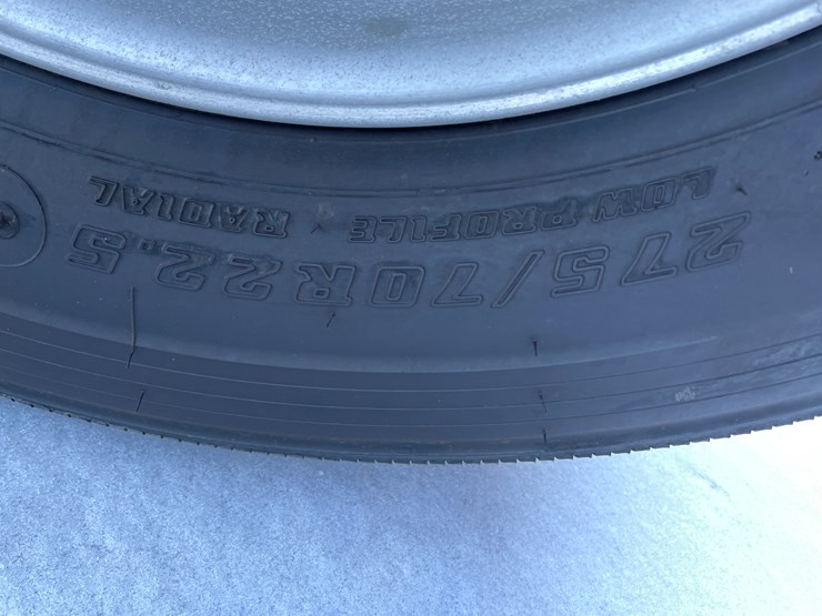 #3944-•-dual-wheel-tag-axle-image-16