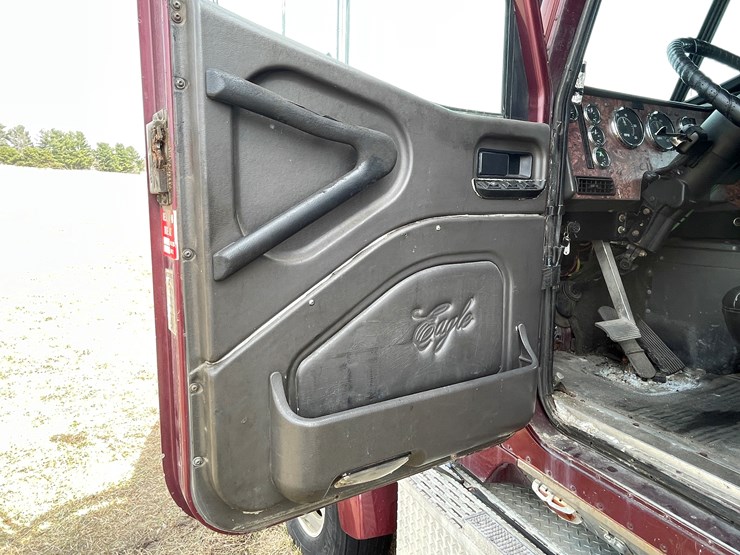 2000-international-2000-image-67