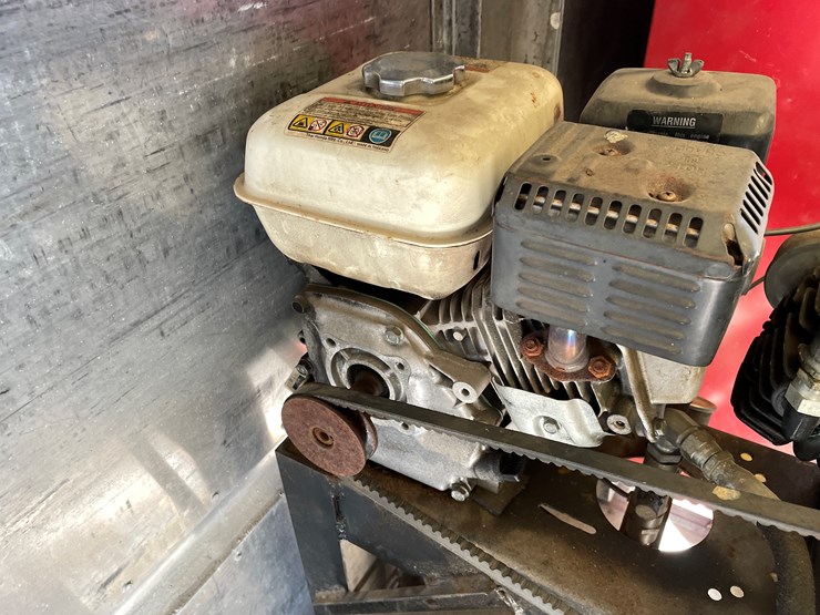 #10696-•-gas-powered-air-compressor-image-9