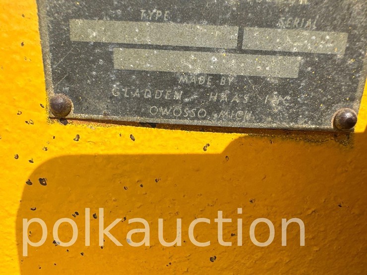 caterpillar-d2-image-13