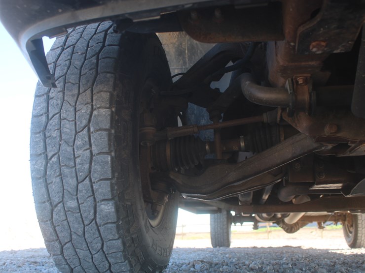 2006-chevrolet-2500-image-38