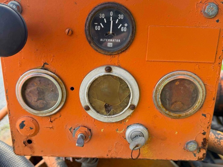 truck-mounted-drilling-rig-image-16