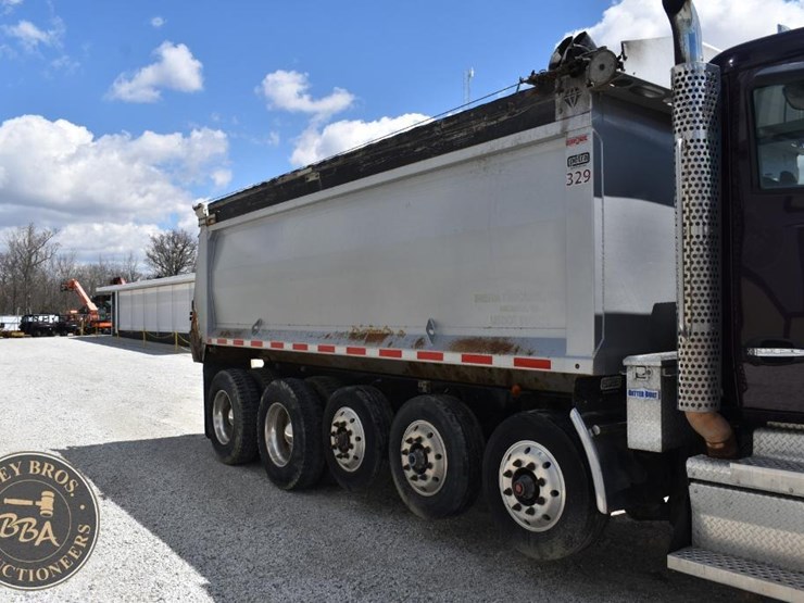 2019-kenworth-t880-image-13