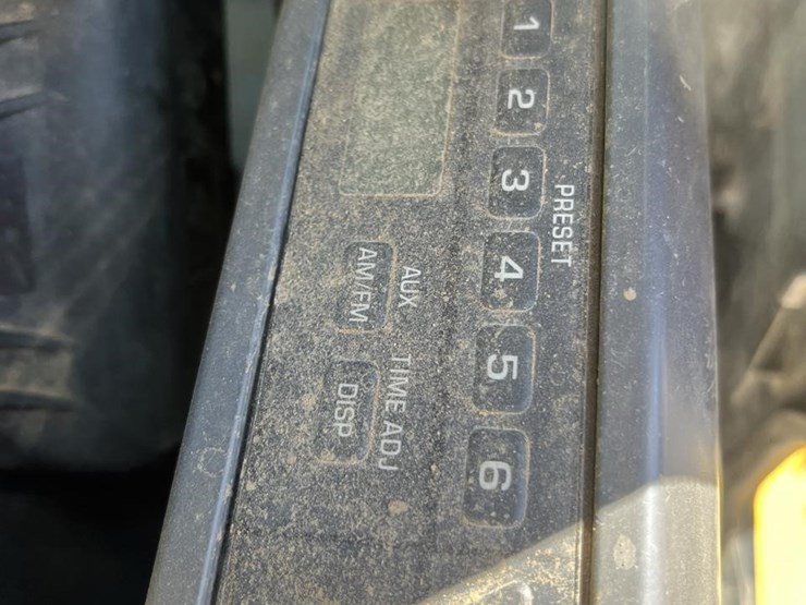 2018-komatsu-pc210-lc-11-image-49