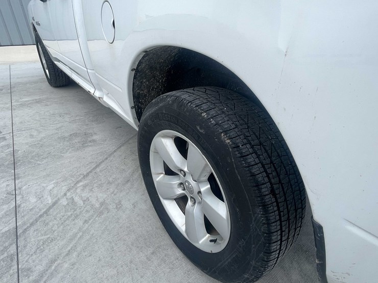 2017-dodge-1500-image-22