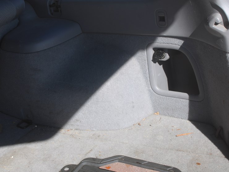 2003-subaru-forester-image-26