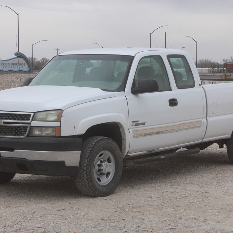 2005 CHEVROLET 2500
