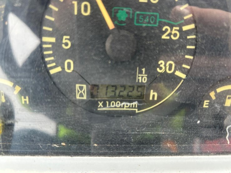 new-holland-boomer-40-image-28