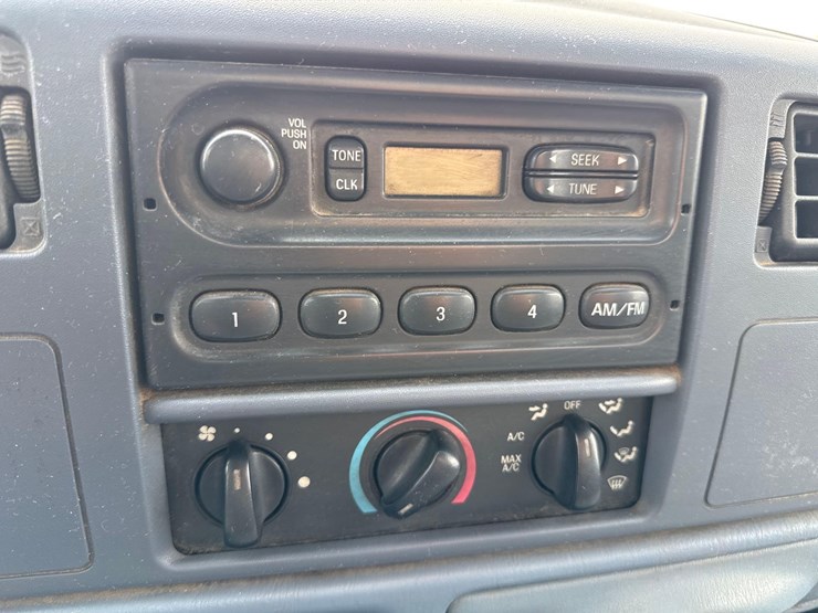 1999-ford-f350-image-29