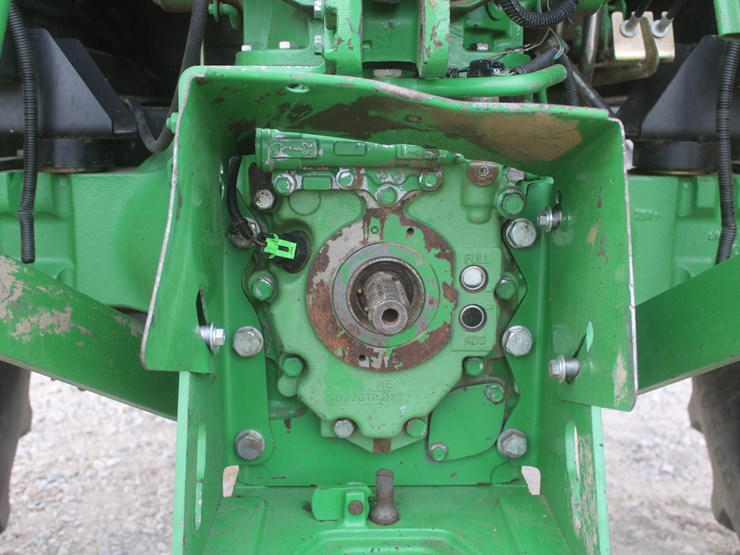 2013-john-deere-5100e-image-52