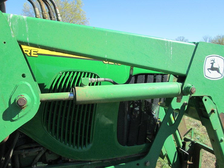 john-deere-6215-image-26