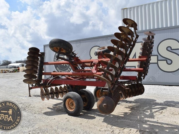 international-496-image-3