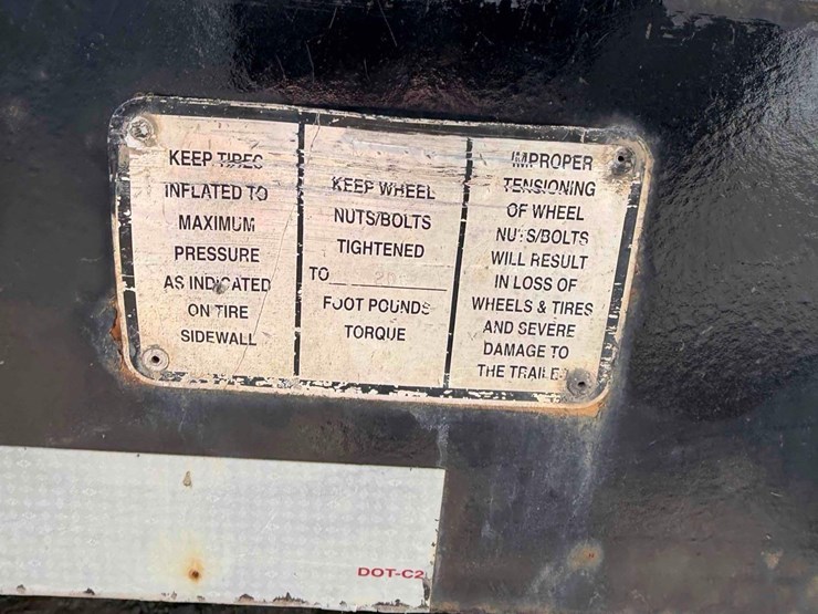 20-ton-tag-along-equipment-trailer-image-15