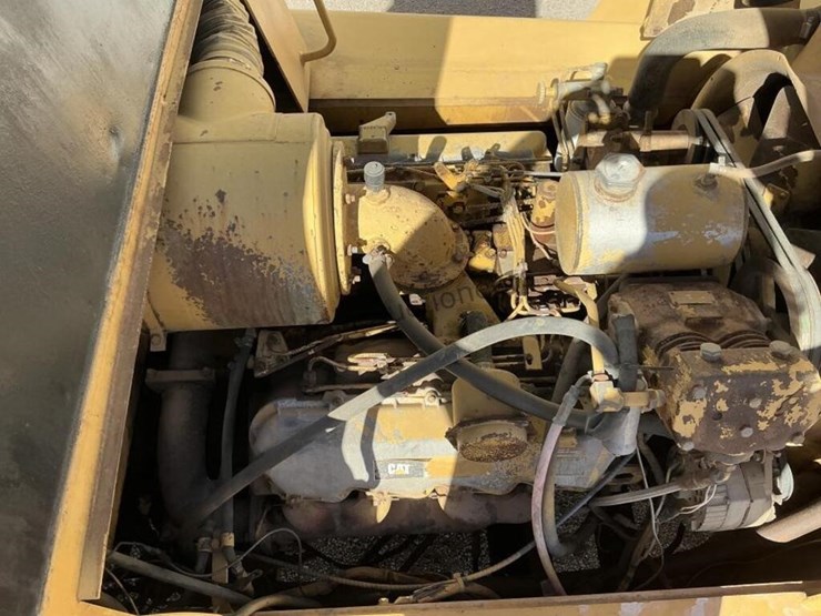 caterpillar-3208-image-13