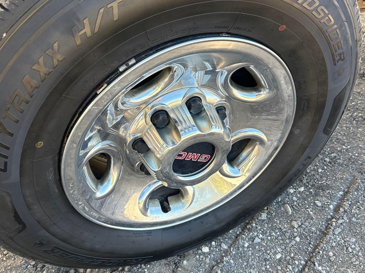 2007-gmc-sierra-2500hd-image-14