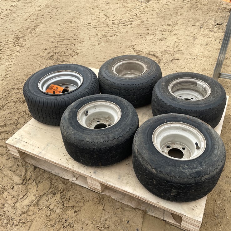 #3923 • (5) Trailer Tires