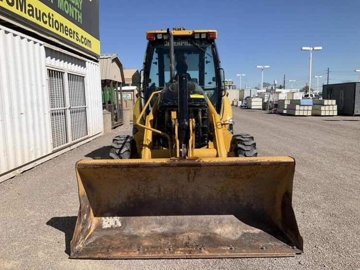 caterpillar-420e-image-3