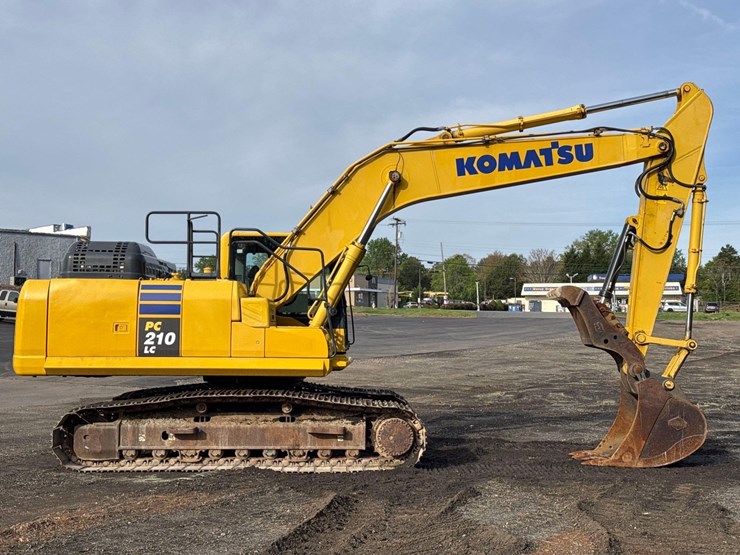 2018-komatsu-pc210-lc-11-image-5