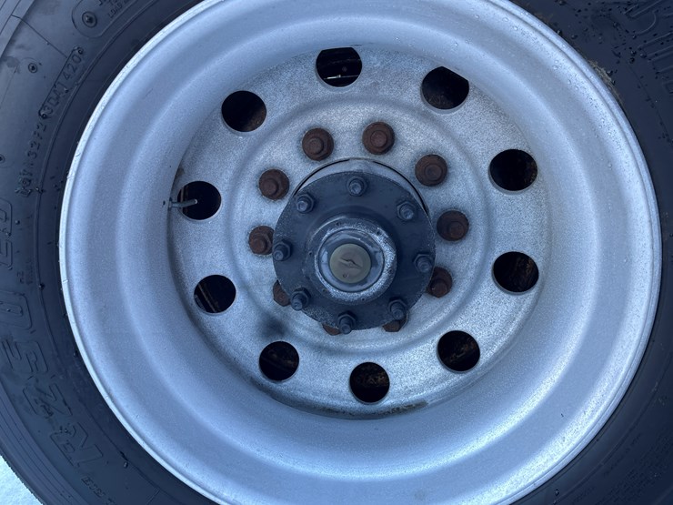 #3944-•-dual-wheel-tag-axle-image-18