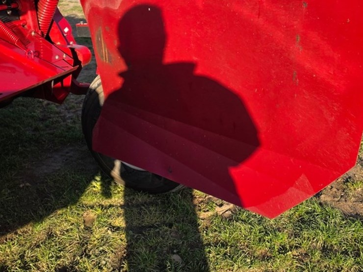 2023-case-ih-dc135-image-21