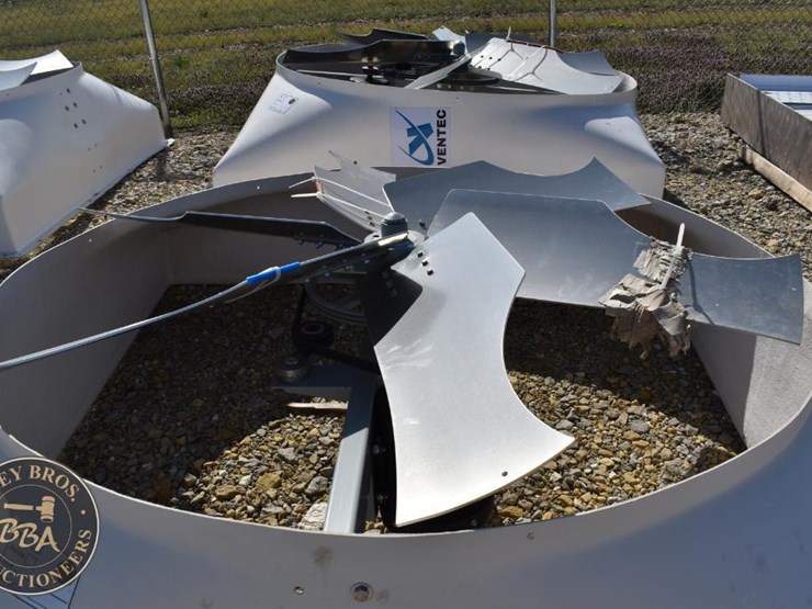 ventec-72in-barn-fan-38946-image-3