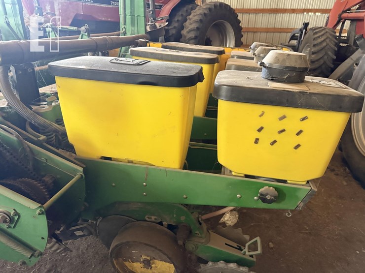 1993-john-deere-7200-image-9