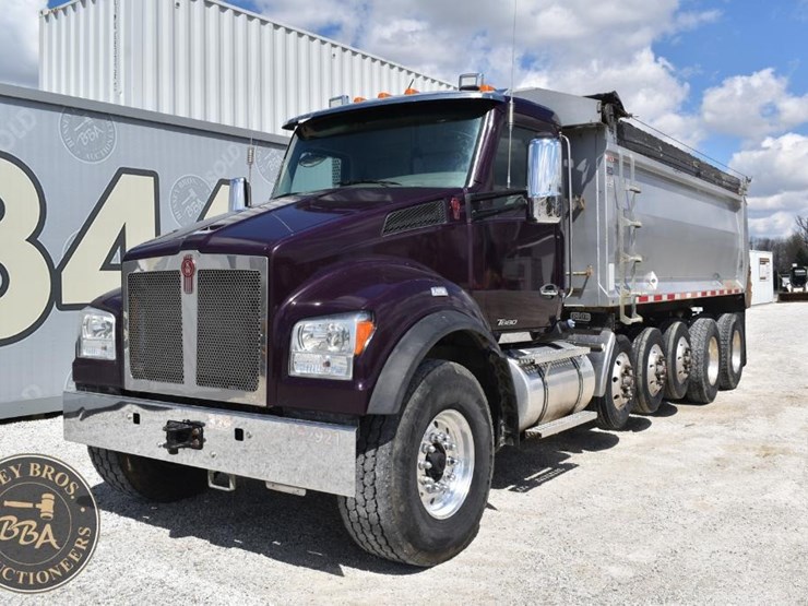 2019-kenworth-t880-image-2