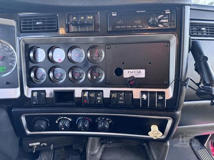 2014-kenworth-t470-image-20