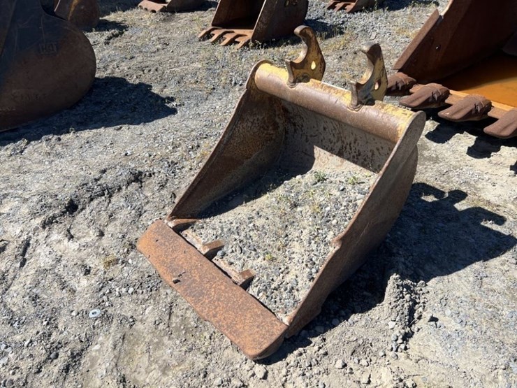 john-deere-24-image-1