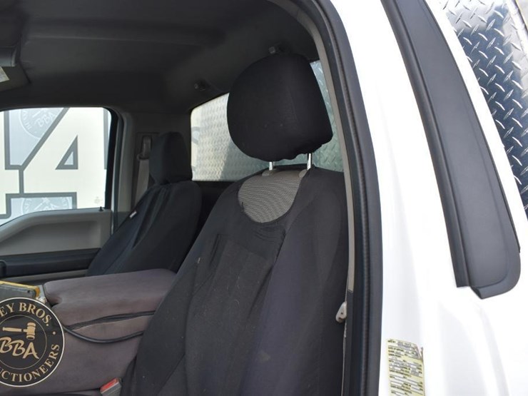 2018-ford-f550-sd-image-27