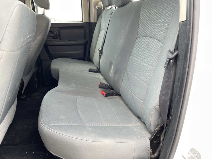 2017-dodge-1500-image-41