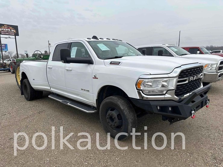 2022-dodge-3500-image-5
