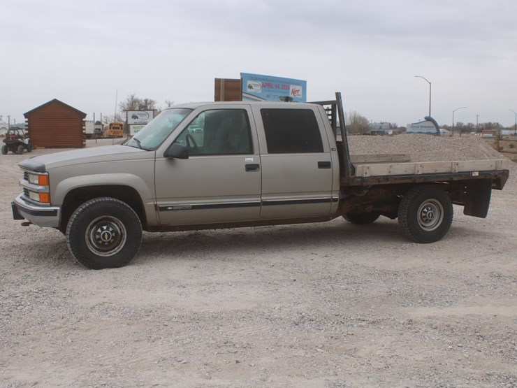 2000-chevrolet-k3500-image-10