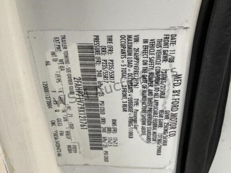 2009-ford-crown-victoria-sdn-image-15