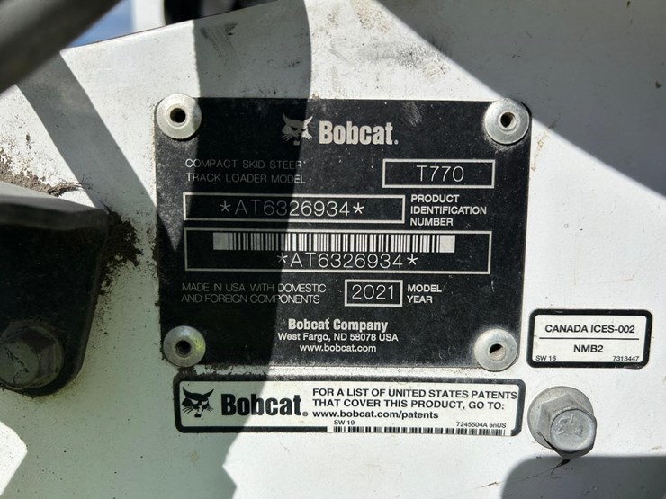2021-bobcat-t770-image-28