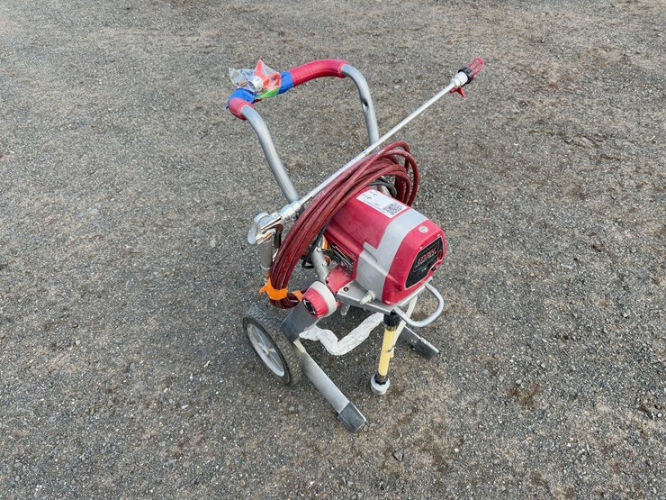 titan-advantage-200-airless-paint-sprayer-image-4