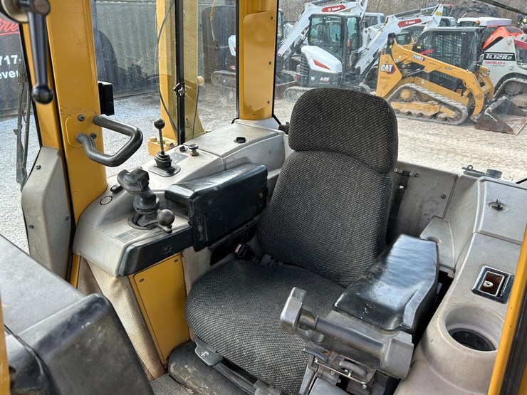 caterpillar-d5-image-21