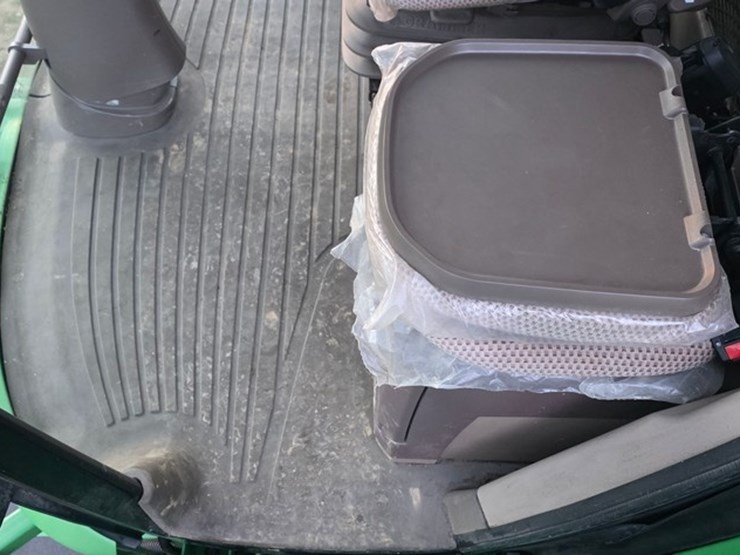 2013-john-deere-s680-image-78