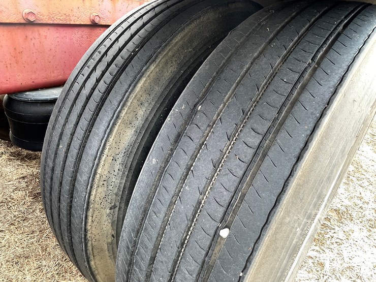 1987-peterbilt-379-image-31