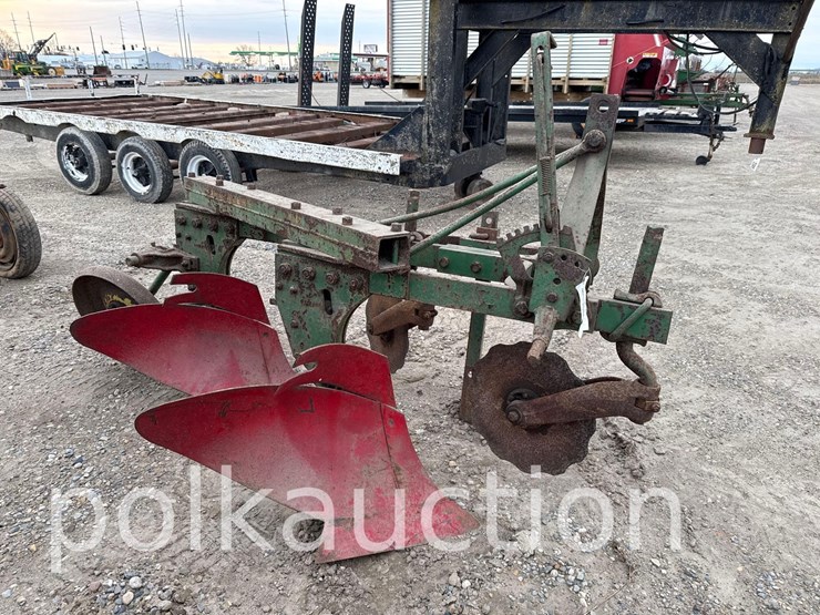 john-deere-2-image-1