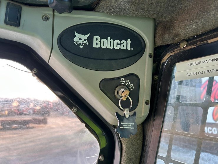 bobcat-t320-image-22